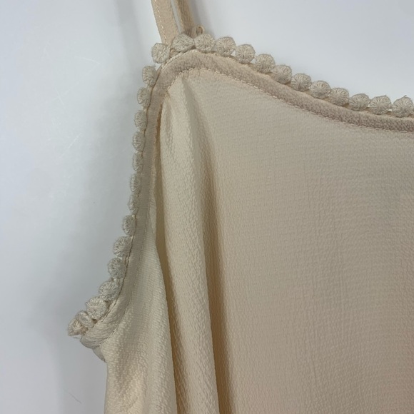 Umgee Cream Detailed Tank Top - Women’s Size Small - Picture 3 of 5